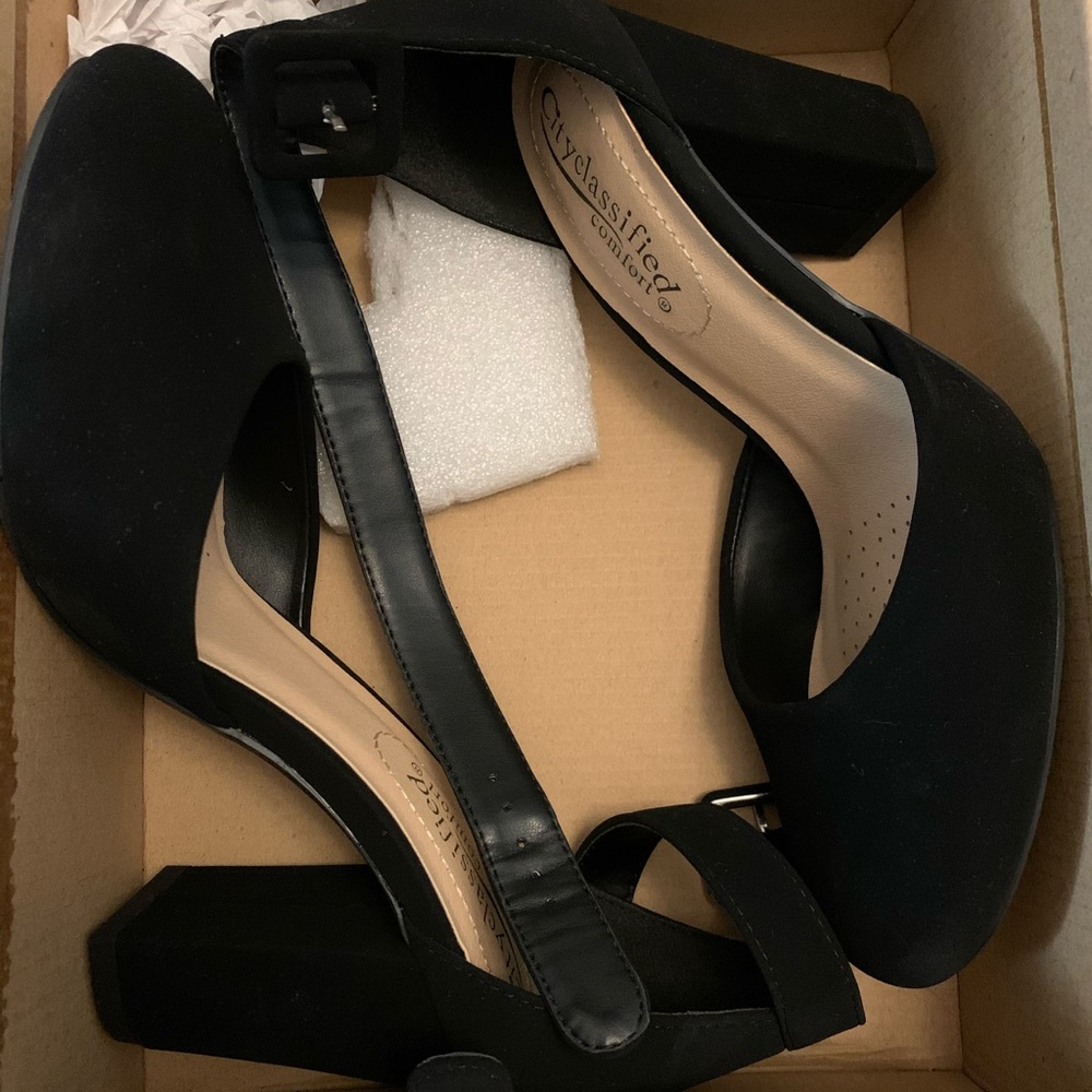 Cityclassified Comfort Heels- Black
